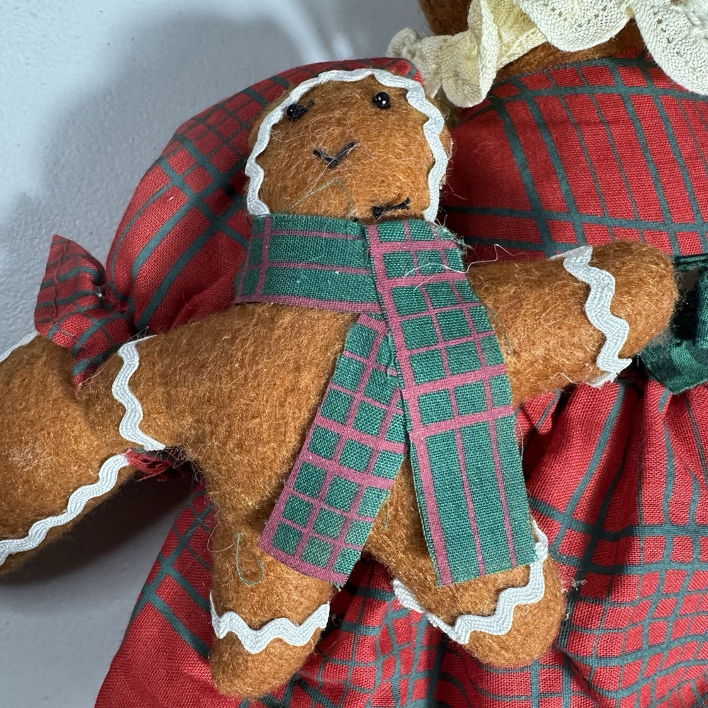 Vintage Stuffed Gingerbread Family Boy Girl Christmas Holiday Decor Farmhouse - Picture 8 of 9